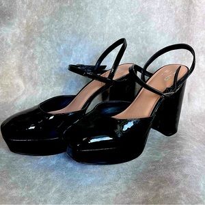 Mix No. 6 Black Patent Leather Platform Heels 2👠4$25 🎉🎁